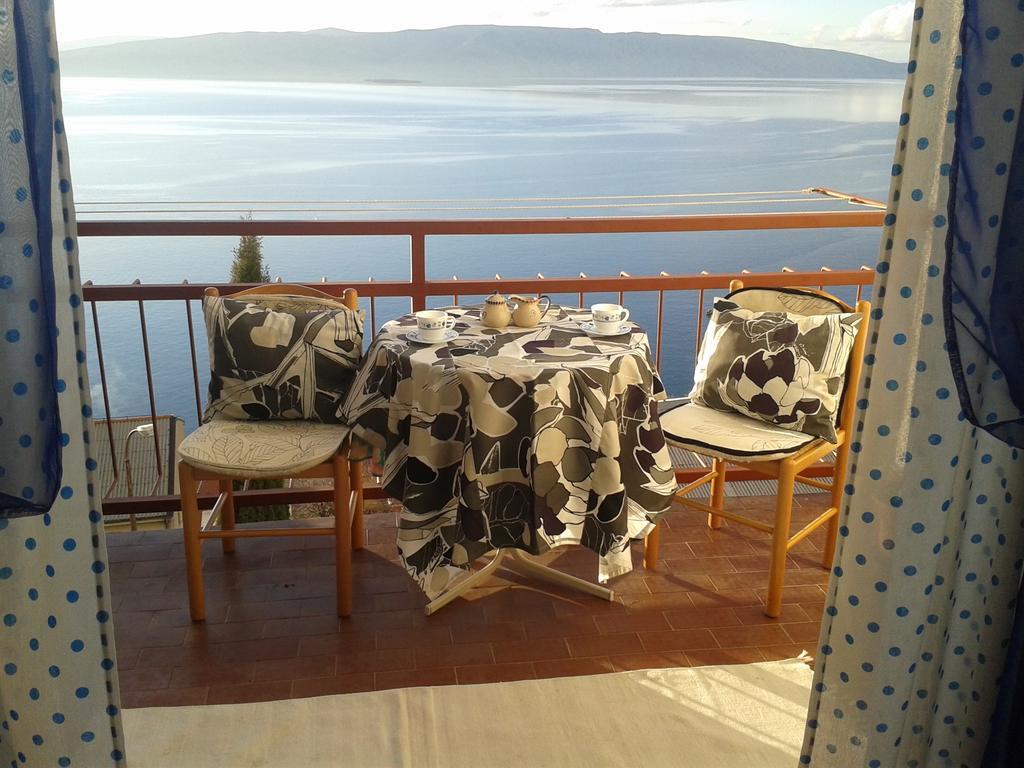 Apartment Tramonto Сен Стая снимка